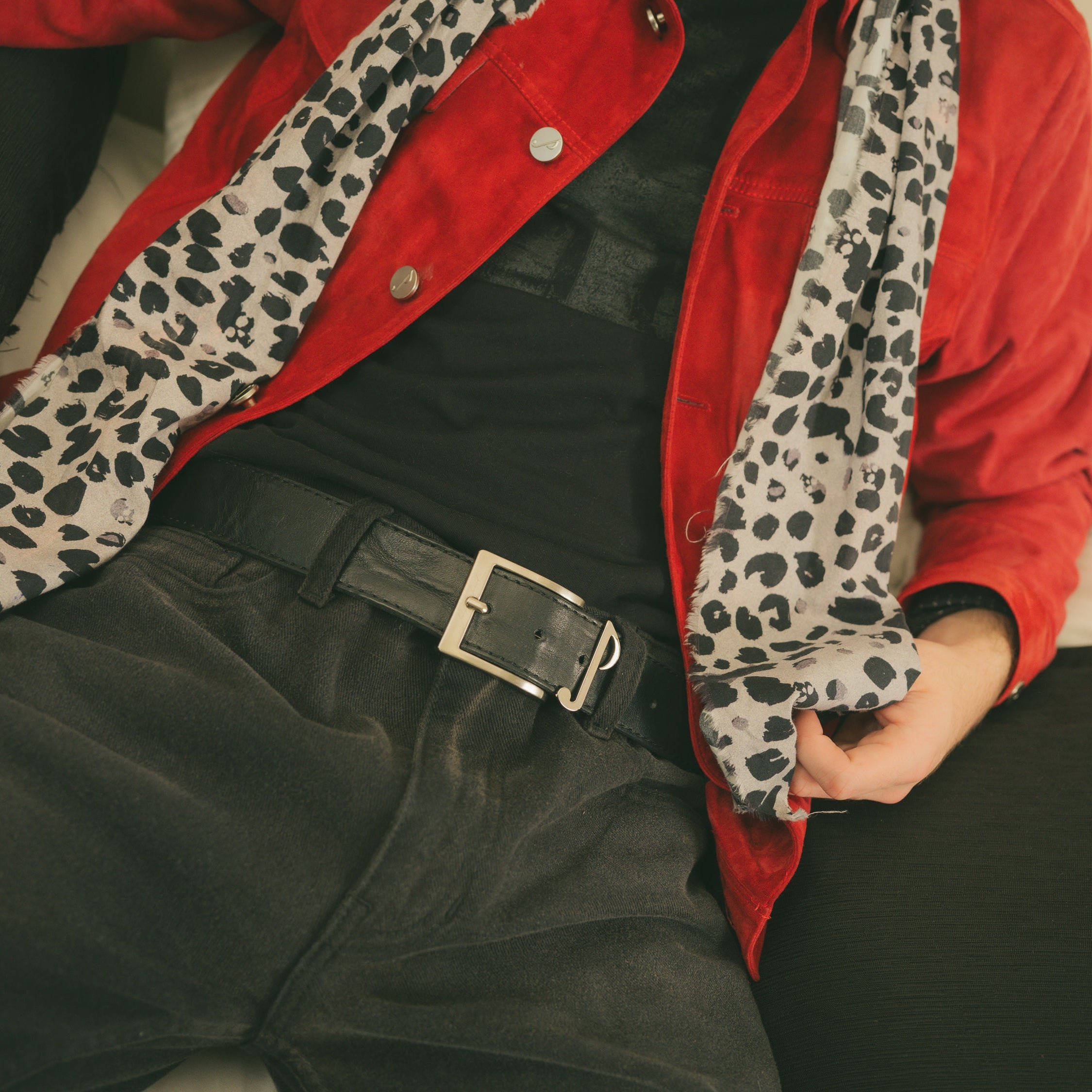 Music Note Motif Belt in Black Leather